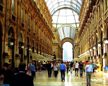If you're planning a weekend in Milan you can not miss the Galleria Vittorio Emanuele, a few metro stops from Best Western Hotel Madison